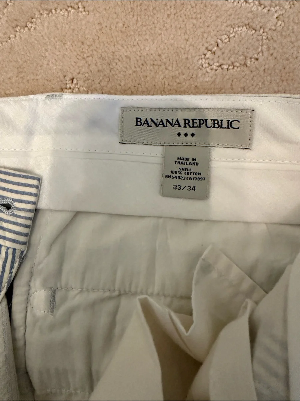 Banana Republic Men’s Blue & White Seersucker Pants – Size 33x34
